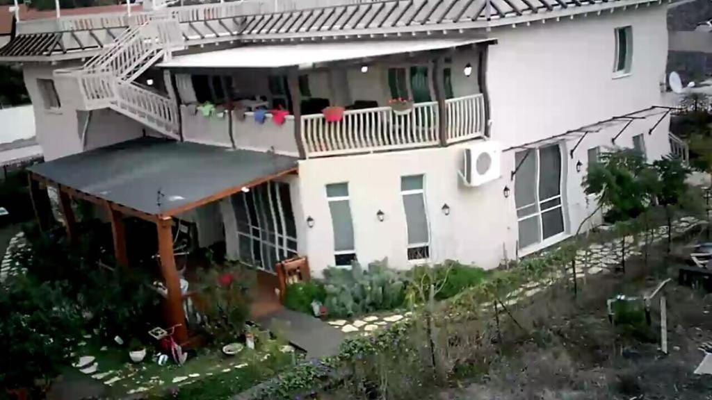 Lakeside Terrace Neot Golan 外观 照片